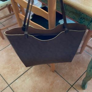 Large Tote with Removable Pouch
